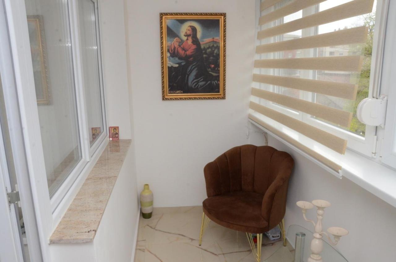 Appartamento Centar 5 Star Kraljevo Esterno foto